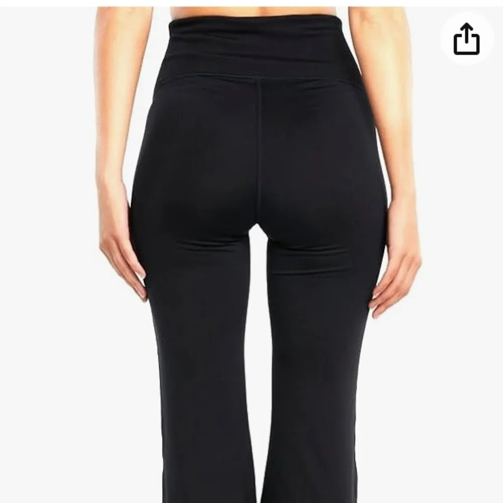 PUMA Training essentials yoga flares Pants in black | L - Picture 4 of 15